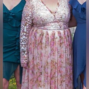 Formal long dress 2x size 18 pink